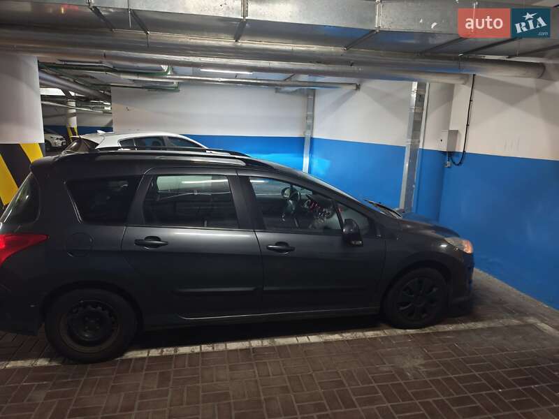 Універсал Peugeot 308 2010 в Києві