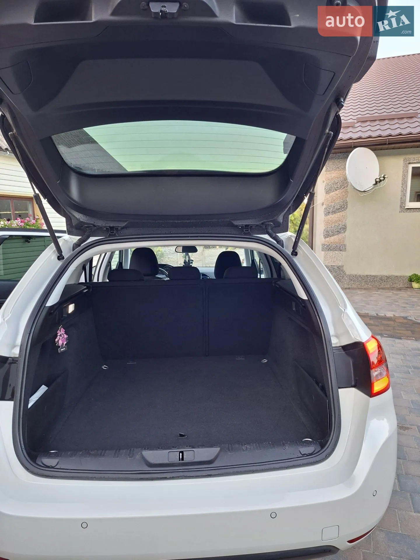 2015 Peugeot 308 - мініатюра 27