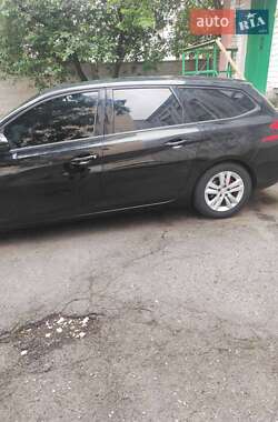 Универсал Peugeot 308 2015 в Овруче