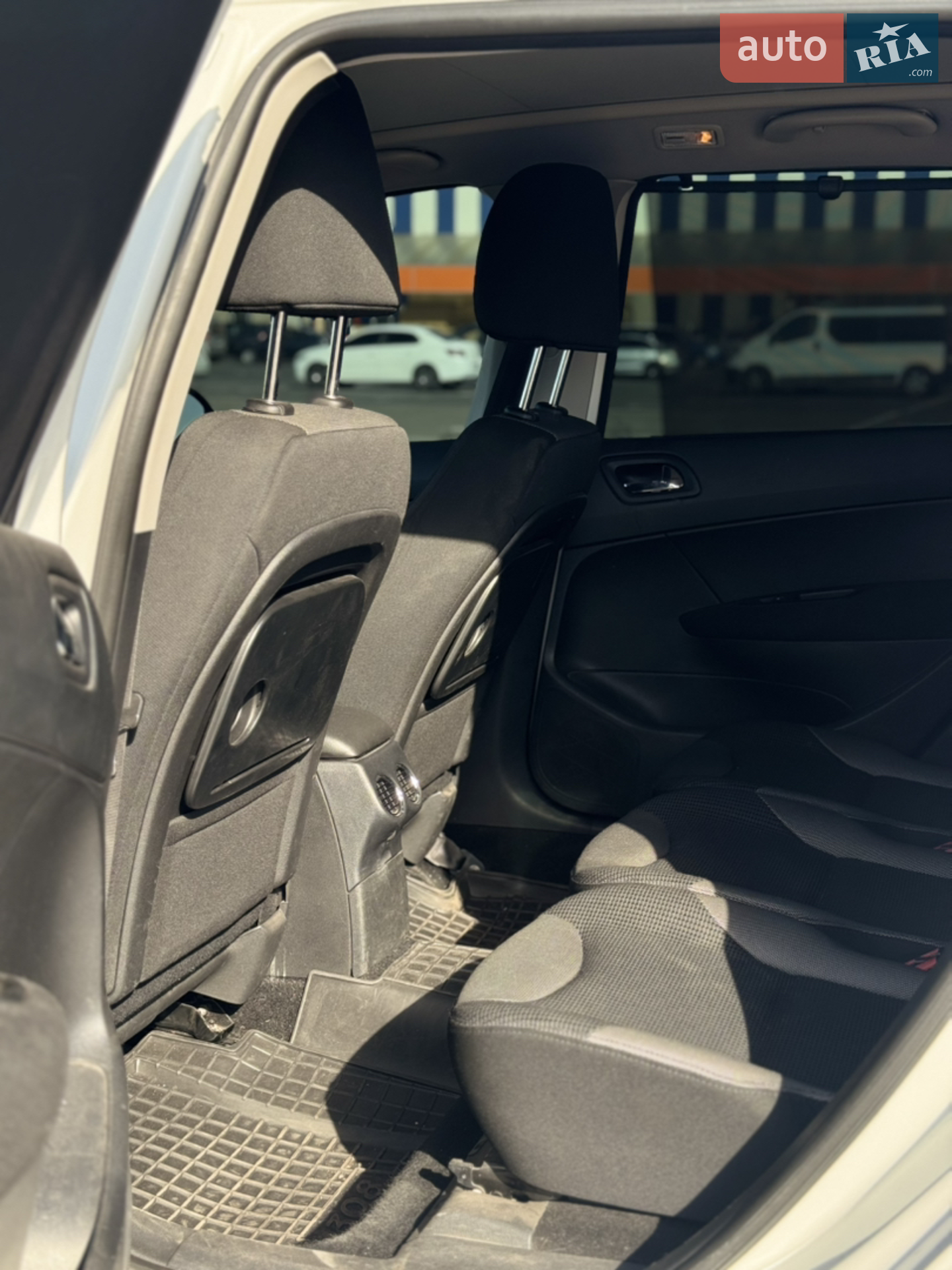 2012 Peugeot 308 - мініатюра 12