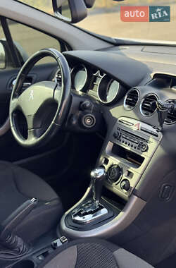 Хэтчбек Peugeot 308 2012 в Кривом Роге