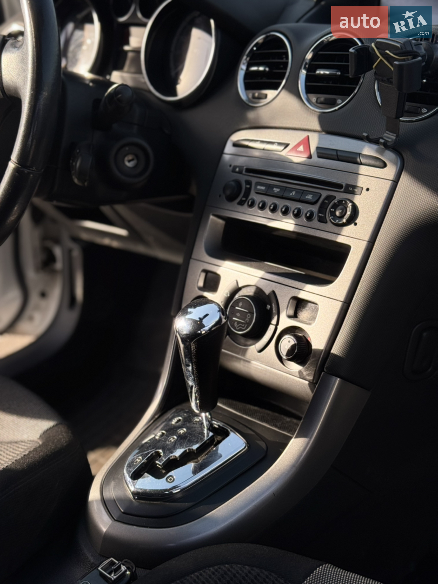 2012 Peugeot 308 - мініатюра 21