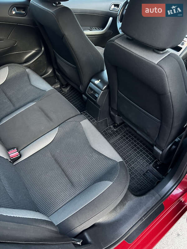 Хетчбек Peugeot 308 2010 в Василькові