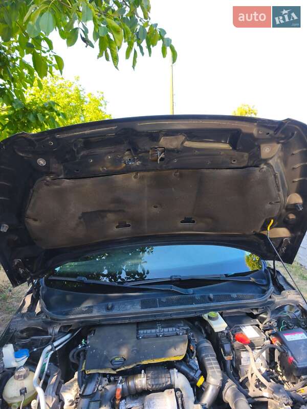 Універсал Peugeot 308 2015 в Миргороді