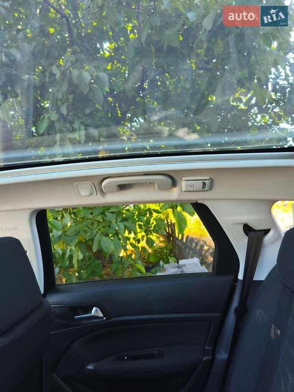 Універсал Peugeot 308 2015 в Миргороді