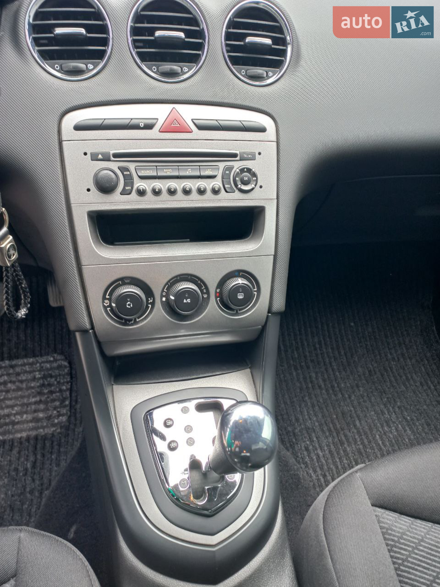 2010 Peugeot 308 - мініатюра 8