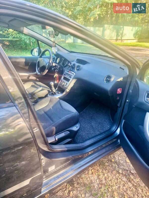 Хэтчбек Peugeot 308 2008 в Житомире