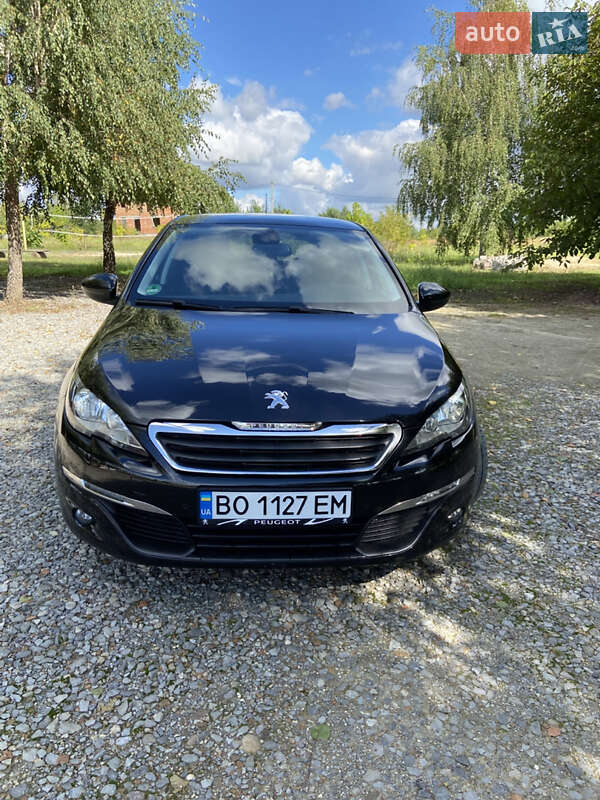 Универсал Peugeot 308 2015 в Залещиках