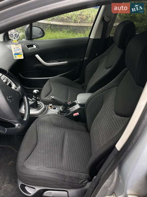 Универсал Peugeot 308 2008 в Ровно