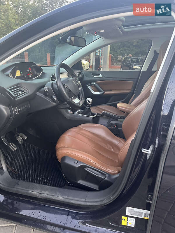 Peugeot 308 2015 Peugeot 308 2015