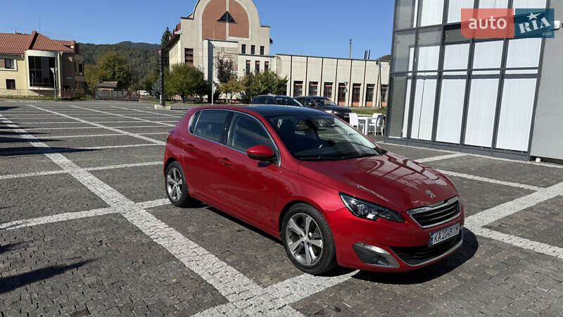 Хетчбек Peugeot 308 2016 в Хусті
