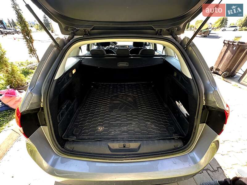 Універсал Peugeot 308 2016 в Деражні