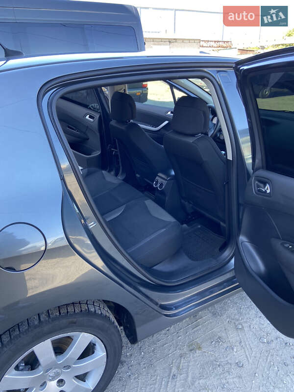 Хетчбек Peugeot 308 2008 в Білій Церкві