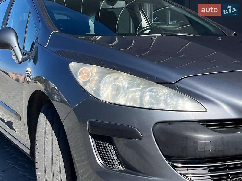 Універсал Peugeot 308 2010 в Львові