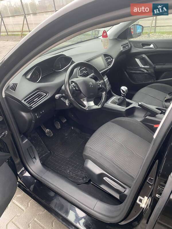 Универсал Peugeot 308 2014 в Тернополе фото 23 Универсал Peugeot 308 2014 в Тернополе