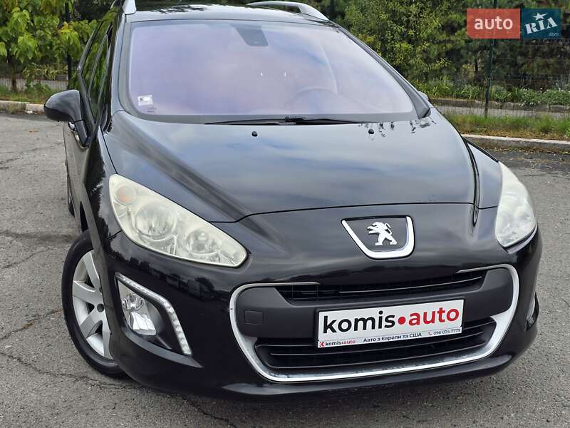 Универсал Peugeot 308 2012 в Хмельницком