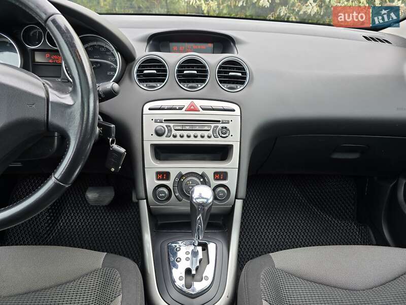 Универсал Peugeot 308 2012 в Хмельницком