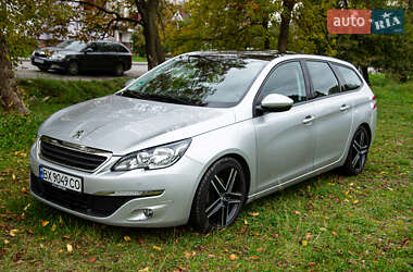 Універсал Peugeot 308 2015 в Шепетівці