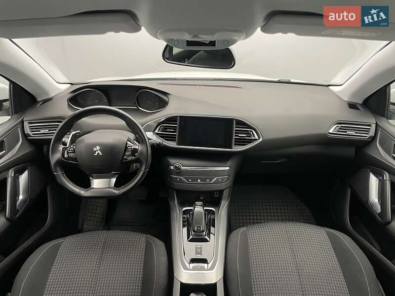 Хэтчбек Peugeot 308 2020 в Киеве фото 10 Хэтчбек Peugeot 308 2020 в Киеве