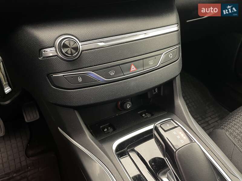 Хэтчбек Peugeot 308 2020 в Киеве фото 18 Хэтчбек Peugeot 308 2020 в Киеве