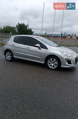 Хэтчбек Peugeot 308 2012 в Виннице