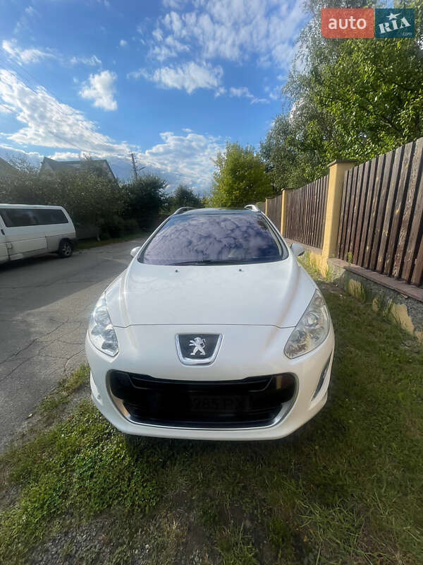 Универсал Peugeot 308 2011 в Буче фото 5 Универсал Peugeot 308 2011 в Буче