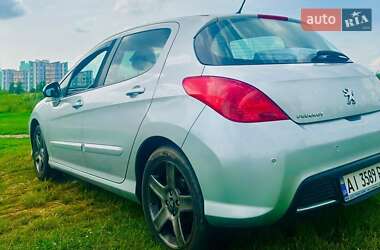 Хэтчбек Peugeot 308 2008 в 