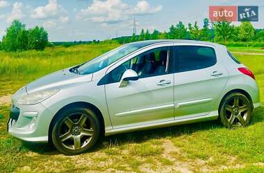 Хэтчбек Peugeot 308 2008 в 