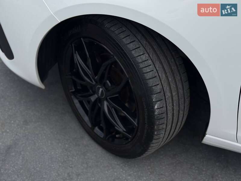 Универсал Peugeot 308 2020 в Ровно