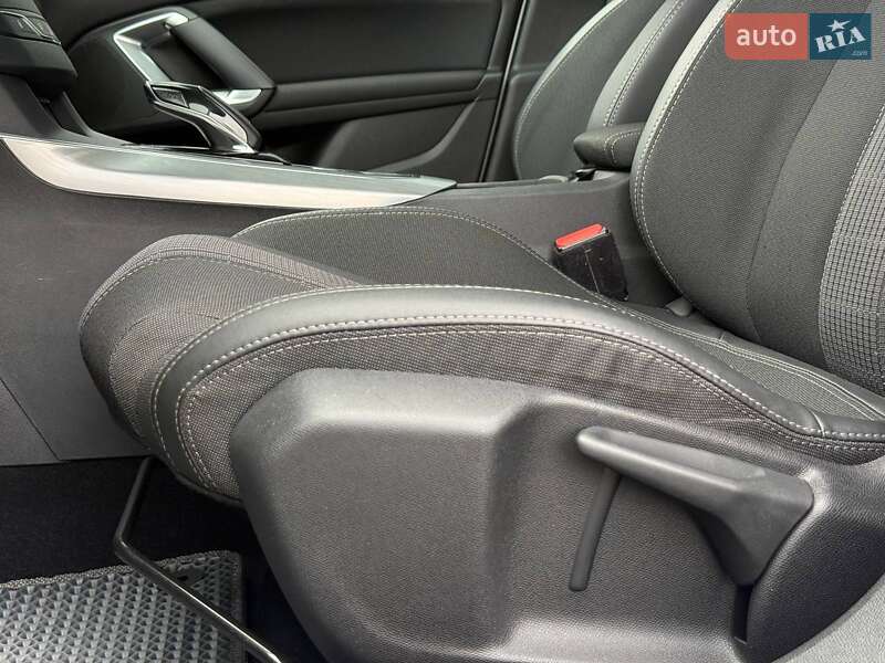 Универсал Peugeot 308 2020 в Ровно