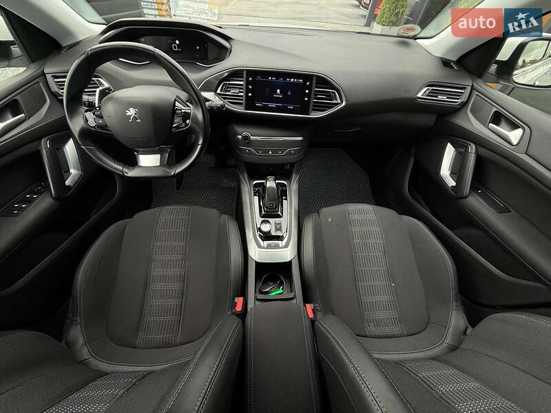 Универсал Peugeot 308 2020 в Ровно