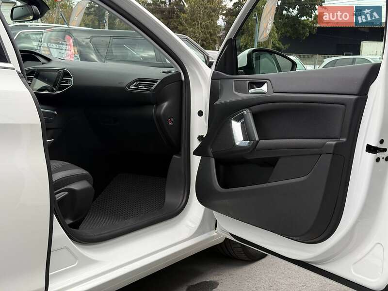 Универсал Peugeot 308 2020 в Ровно