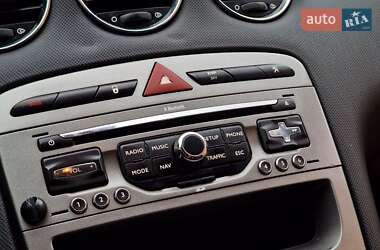 Хэтчбек Peugeot 308 2011 в 