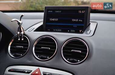 Хэтчбек Peugeot 308 2011 в 