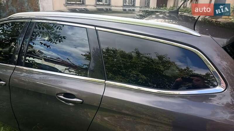 Универсал Peugeot 308 2014 в Днепре