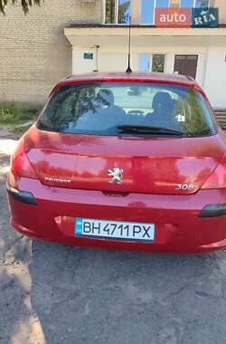 Хэтчбек Peugeot 308 2008 в 