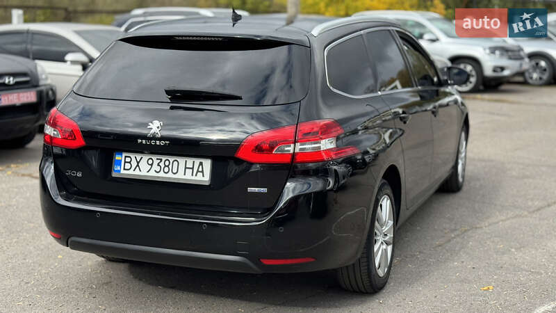 Универсал Peugeot 308 2015 в Полтаве