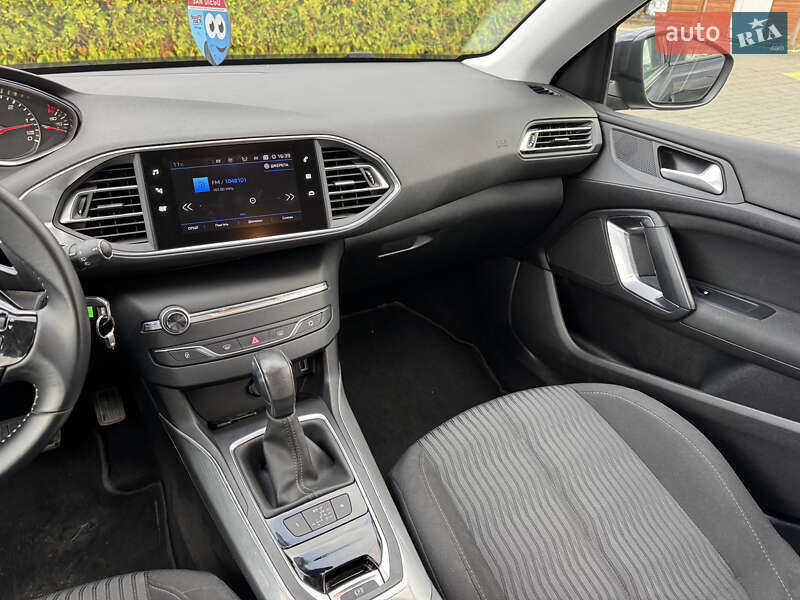 Универсал Peugeot 308 2019 в Стрые