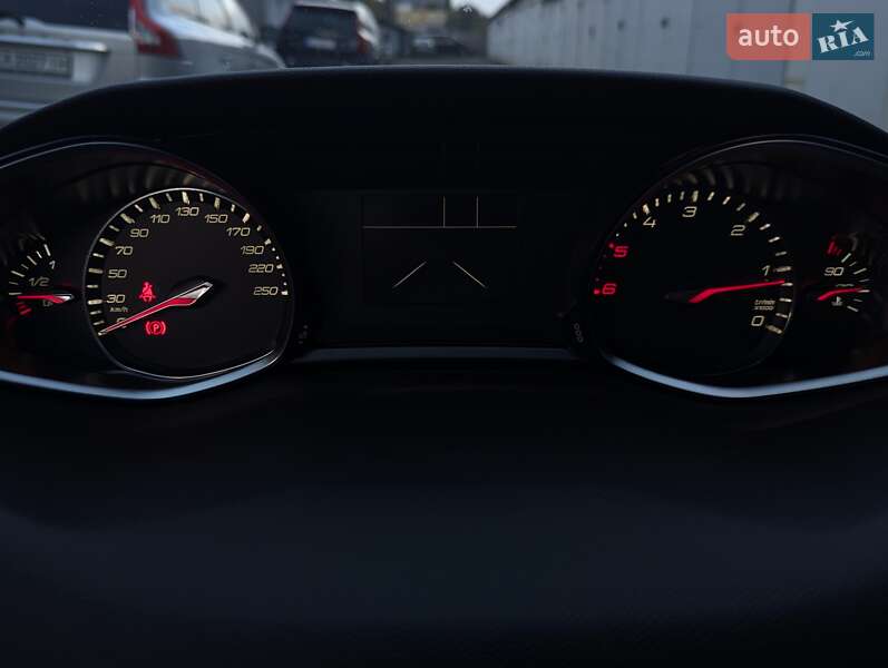 Универсал Peugeot 308 2018 в Киеве фото 43 Универсал Peugeot 308 2018 в Киеве