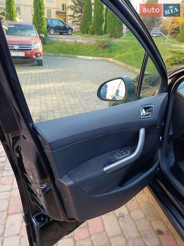 Универсал Peugeot 308 2011 в Бурштыне фото 14 Универсал Peugeot 308 2011 в Бурштыне