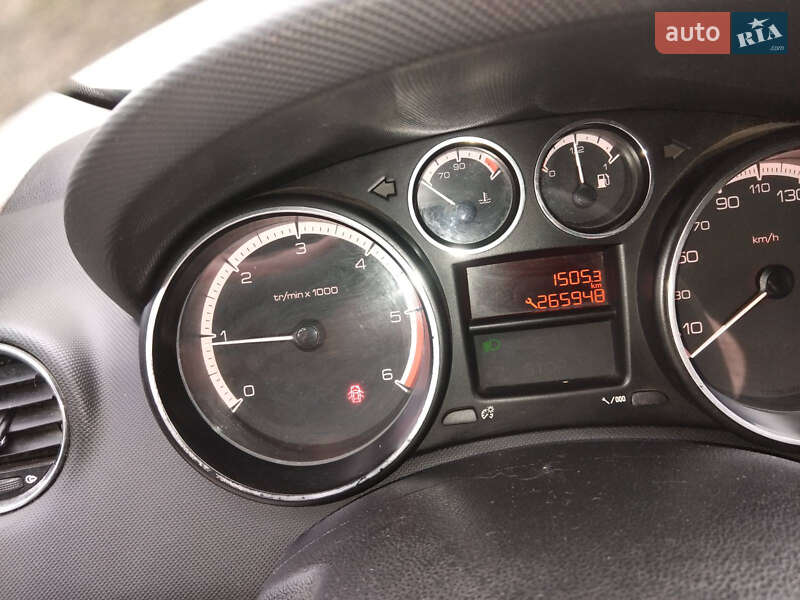 Универсал Peugeot 308 2011 в Солонке