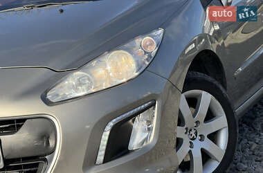 Універсал Peugeot 308 2012 в 