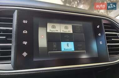 Универсал Peugeot 308 2015 в 
