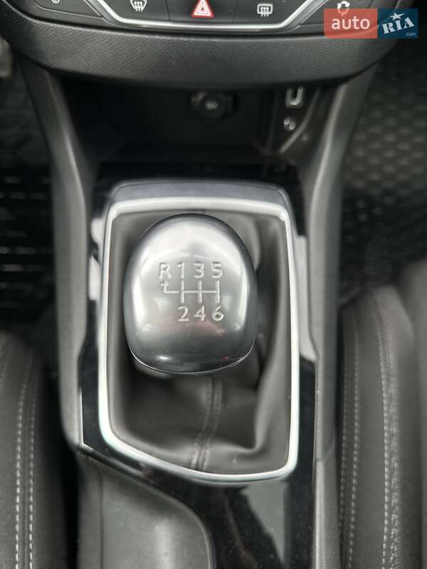 Універсал Peugeot 308 2015 в Білогородці