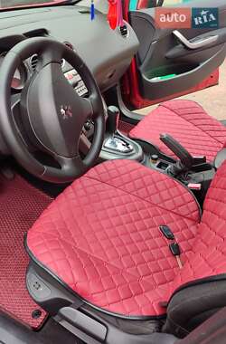 Хэтчбек Peugeot 308 2008 в 