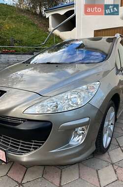 Универсал Peugeot 308 2010 в 