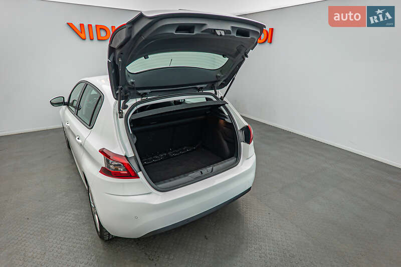 Хэтчбек Peugeot 308 2020 в Киеве