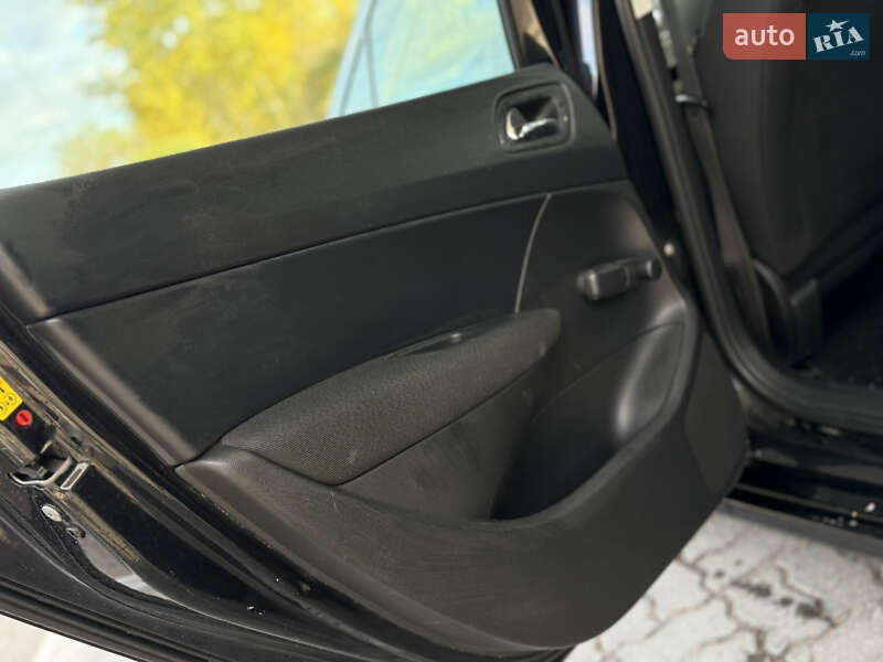 Универсал Peugeot 308 2008 в Дрогобыче фото 42 Универсал Peugeot 308 2008 в Дрогобыче
