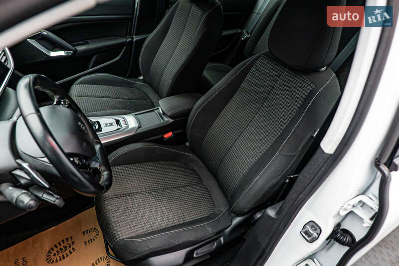 Хэтчбек Peugeot 308 2020 в Киеве фото 8 Хэтчбек Peugeot 308 2020 в Киеве