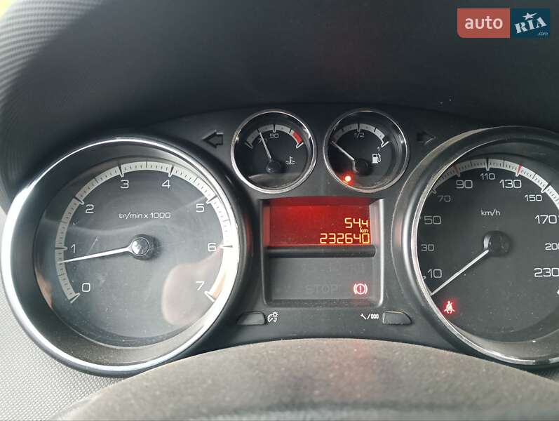 Универсал Peugeot 308 2011 в Днепре